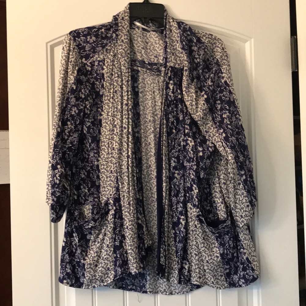 Blue and white kimono